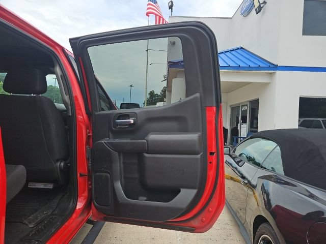 Used 2021 Chevrolet Silverado 1500 Custom Trail Boss AWD/4WD image 27