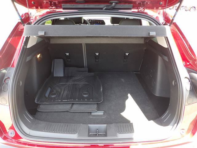 Certified 2024 Chevrolet Trax ACTIV w/ Driver Confidence Package FWD image 34