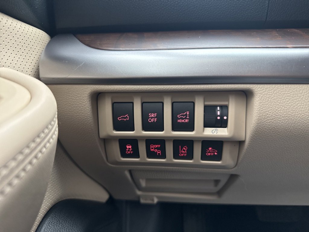 Used 2015 Subaru Outback 3.6R Limited image 13