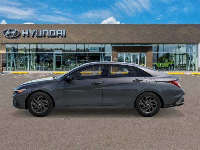 New 2026 Hyundai Elantra Blue image 4