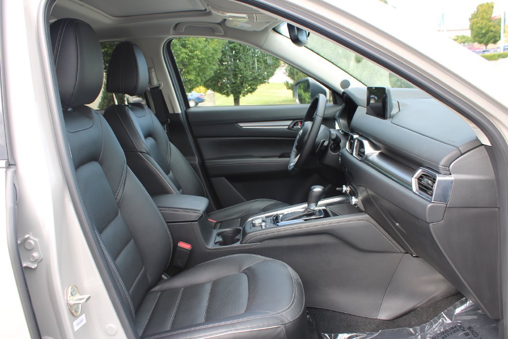 Used 2025 MAZDA CX-5 AWD 2.5 S w/ Premium Plus Pkg image 13