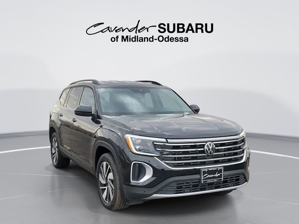 Used 2025 Volkswagen Atlas SE image 1
