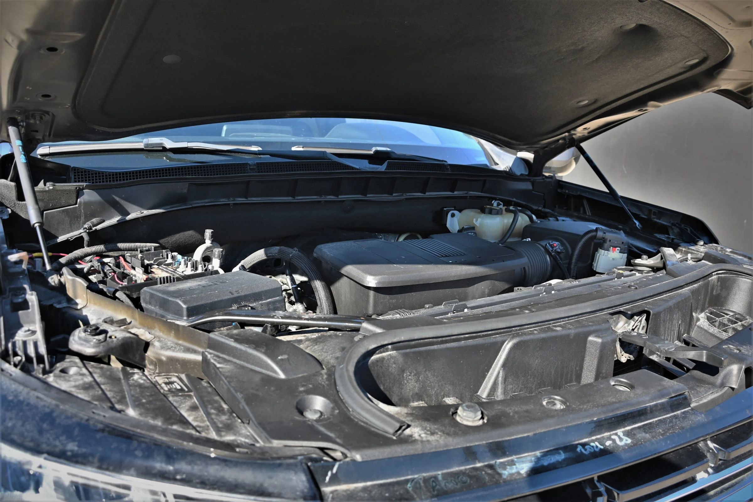 Used 2021 Chevrolet Suburban LT image 17