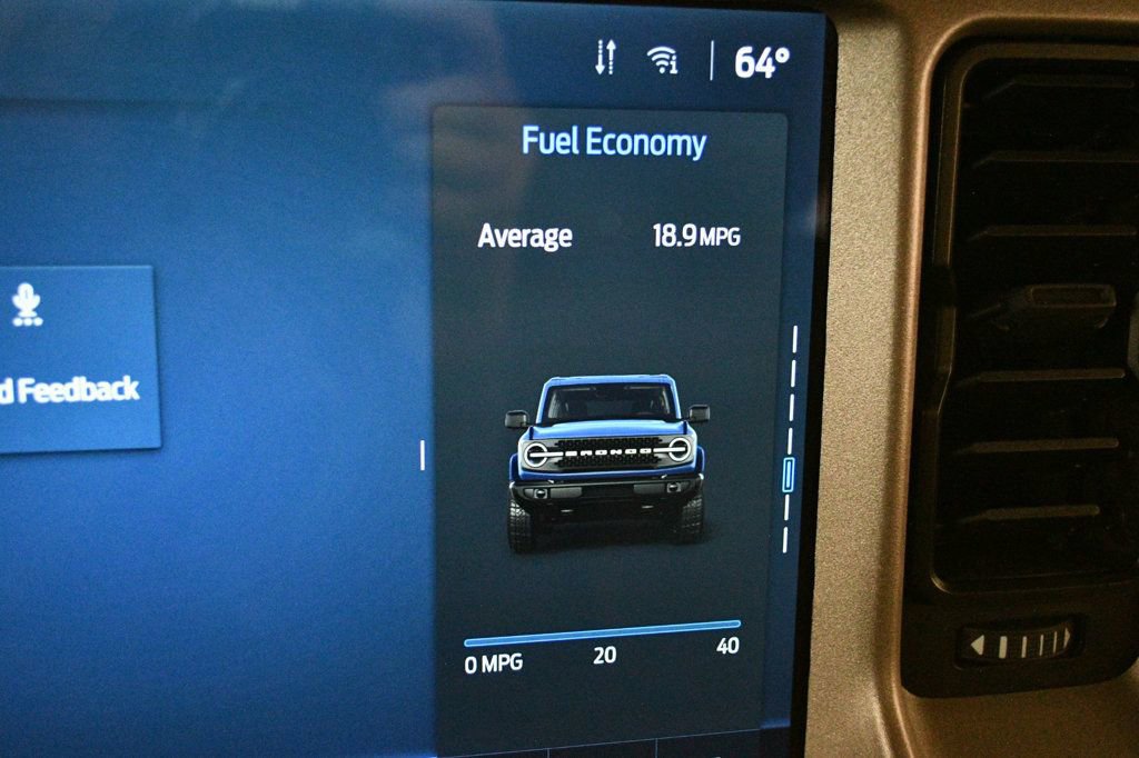 Used 2025 Ford Bronco Outer Banks AWD/4WD image 60