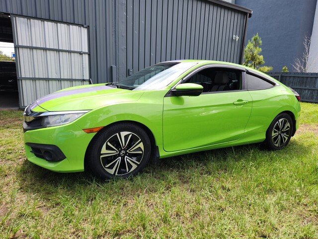 Used 2017 Honda Civic EX-T image 3