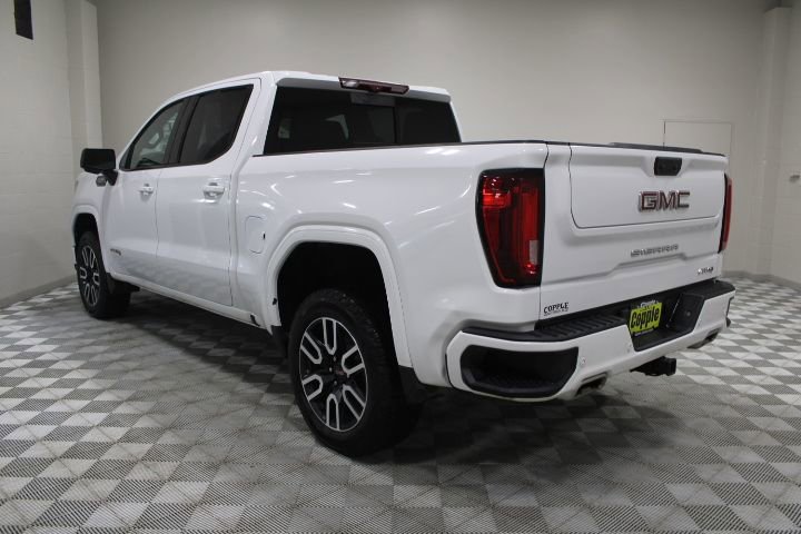 Used 2024 GMC Sierra 1500 AT4 w/ Technology Package image 9