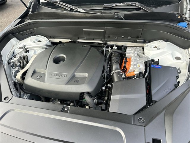 Used 2023 Volvo XC90 T8 Plus w/ Protection Package Premier image 30