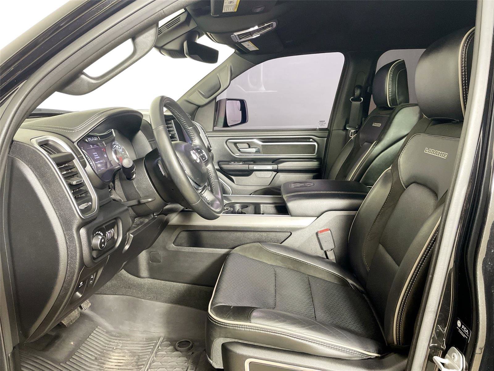 Used 2021 RAM 1500 Laramie w/ Sport Appearance Package AWD/4WD image 5