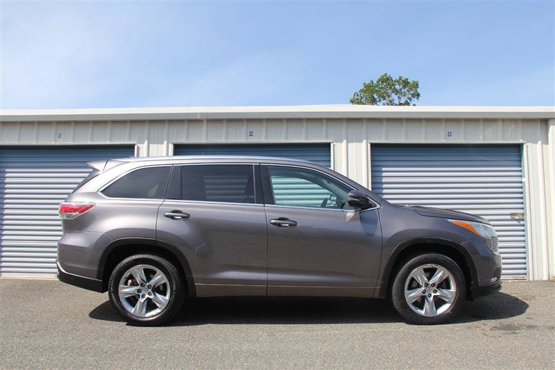 Used 2014 Toyota Highlander Limited FWD image 8