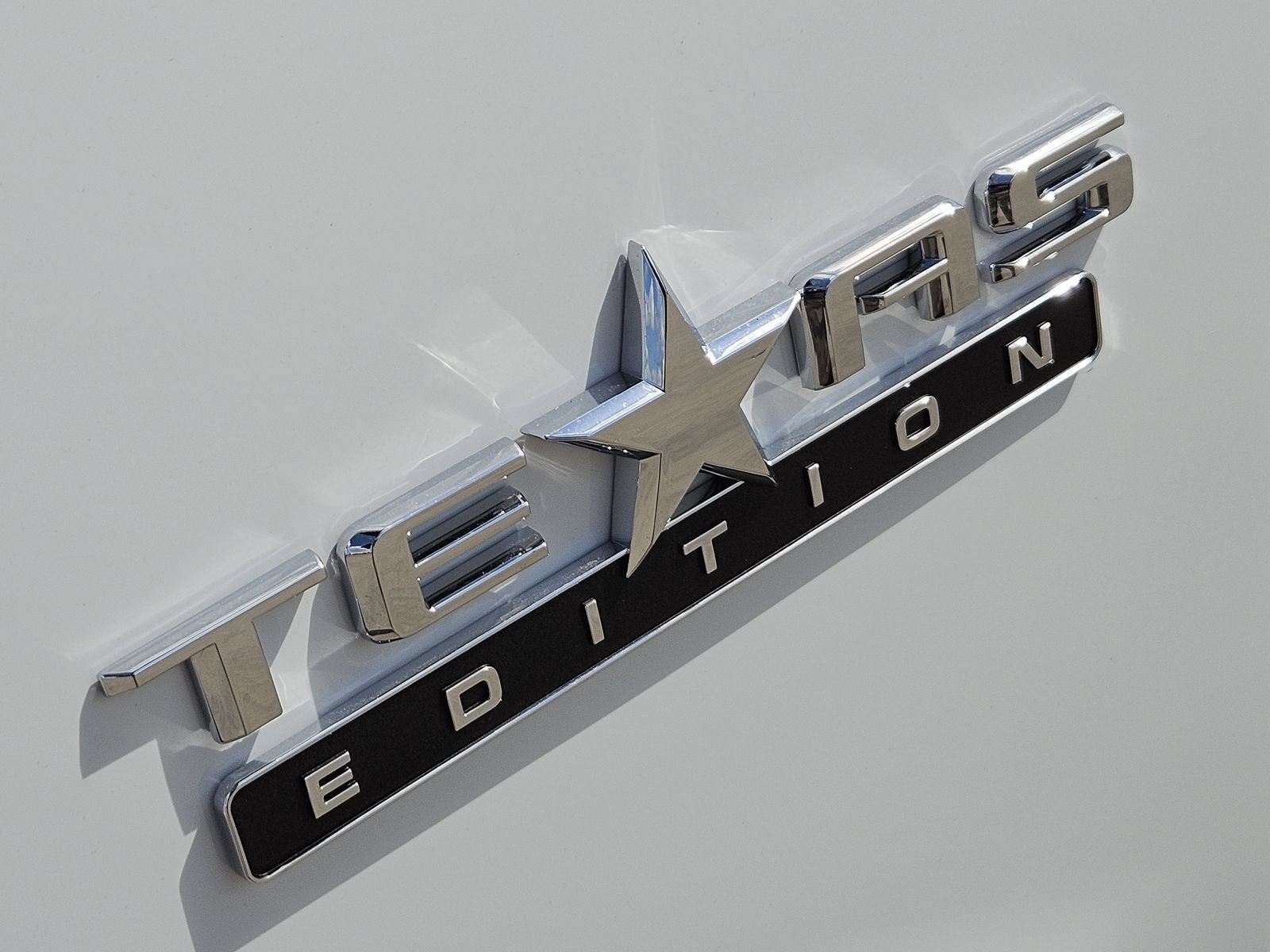 New 2026 Chevrolet Silverado 1500 LT w/ Texas Edition Plus RWD image 13