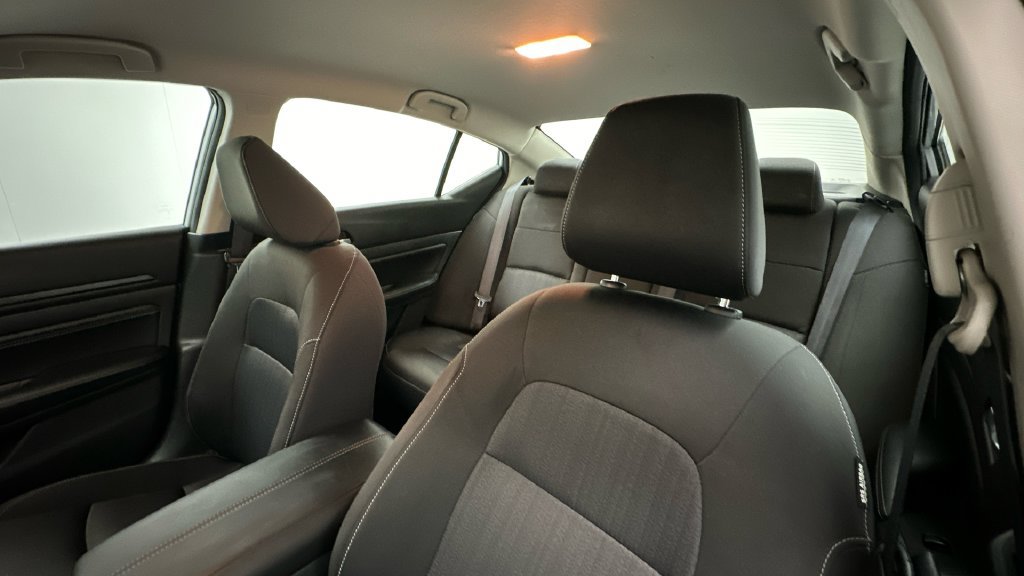 Used 2020 Nissan Altima 2.5 S AWD/4WD image 9