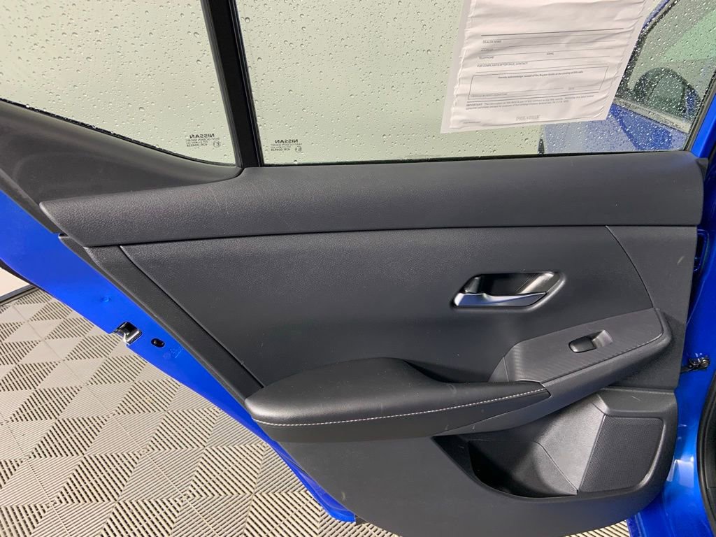 Used 2022 Nissan Sentra SV FWD image 23