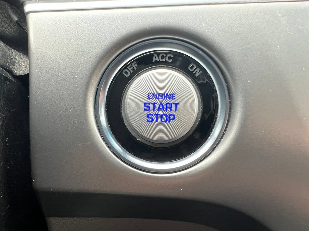 Used 2016 Hyundai Sonata Limited w/ Option Group 02 FWD image 27