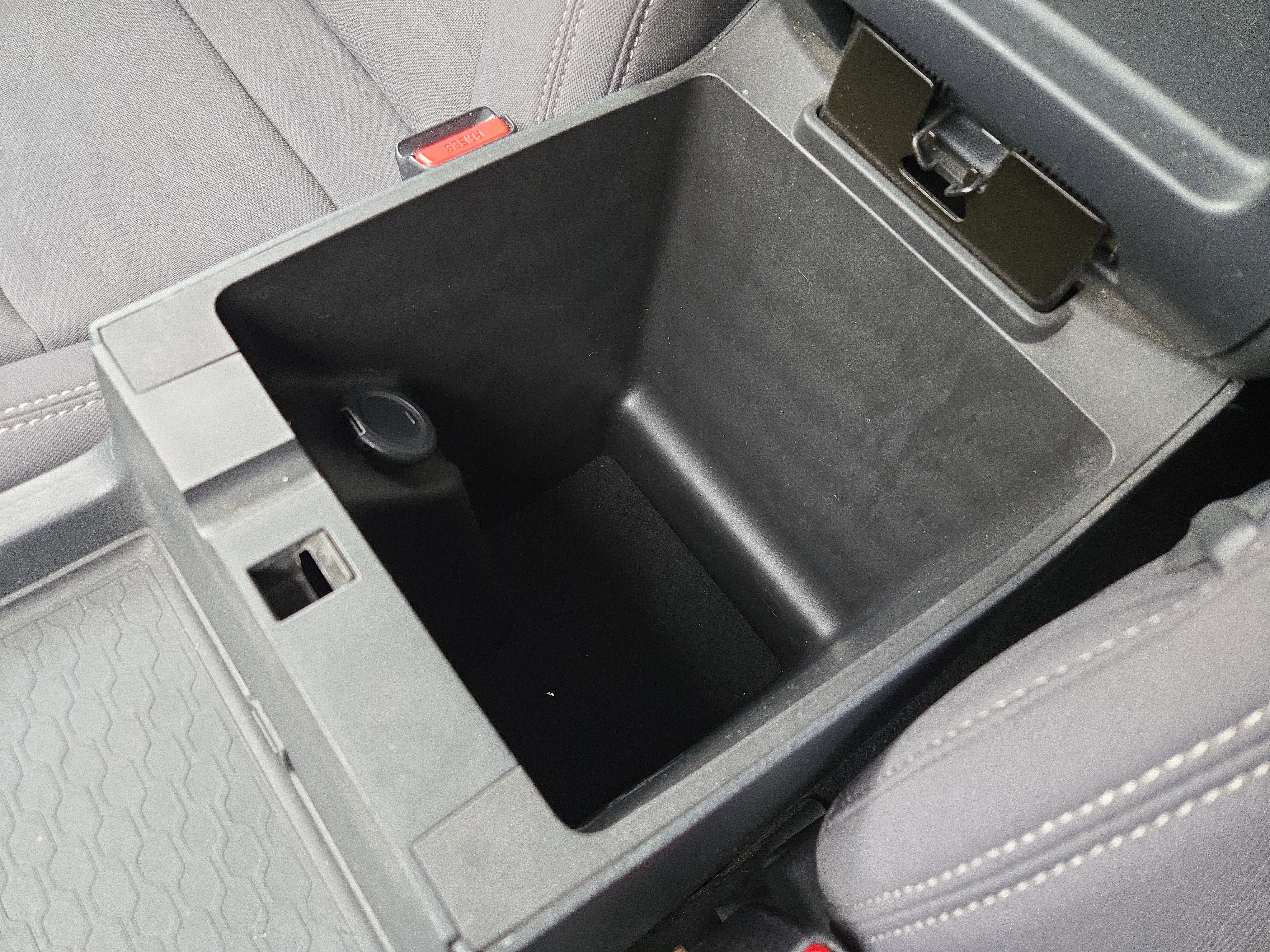 Used 2022 Nissan Frontier SV w/ Technology Package image 22