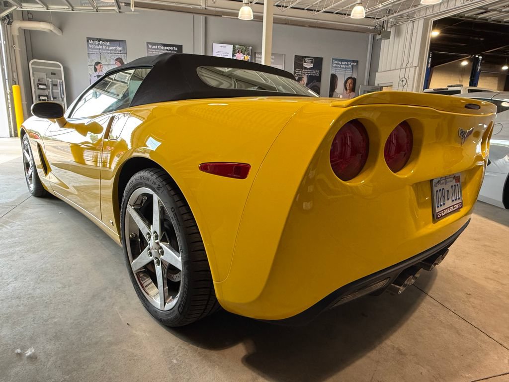 Used 2008 Chevrolet Corvette Convertible w/ Preferred Equipment Group RWD image 6