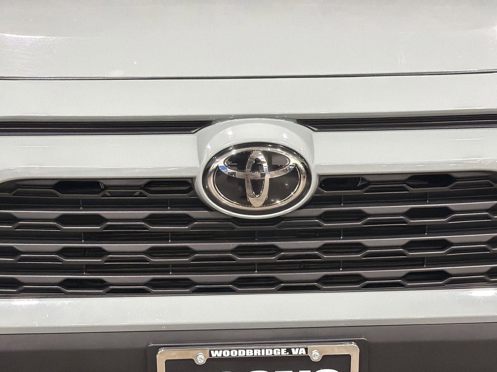 Used 2022 Toyota RAV4 XLE AWD/4WD image 12