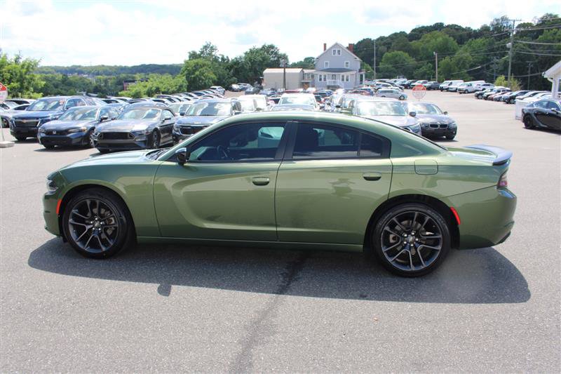 Used 2023 Dodge Charger SXT w/ Blacktop Package RWD image 5