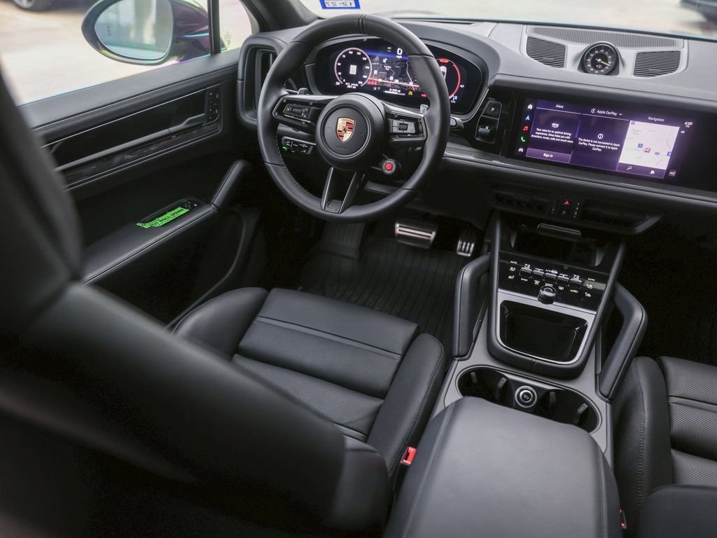 Certified 2026 Porsche Cayenne Turbo GT image 29