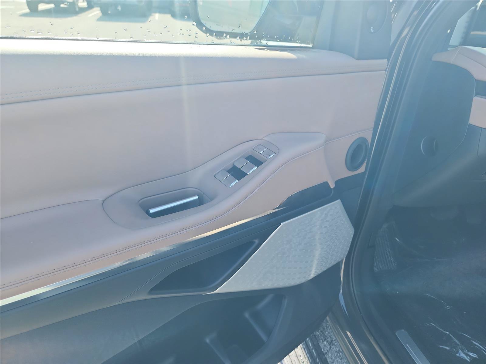 New 2027 Lincoln Navigator Black Label AWD/4WD image 12