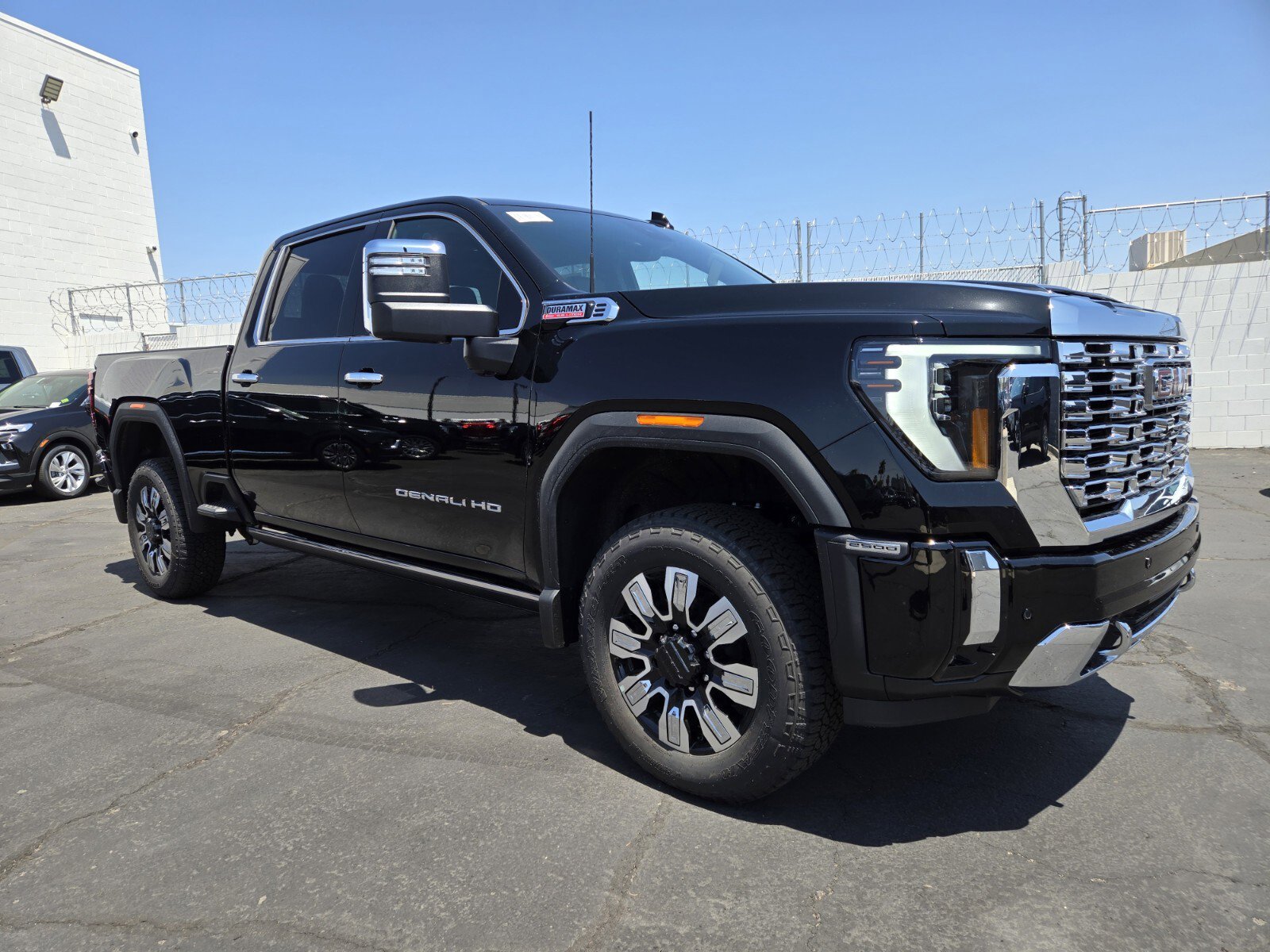New 2025 GMC Sierra 2500 Denali w/ Denali Reserve Package image 1