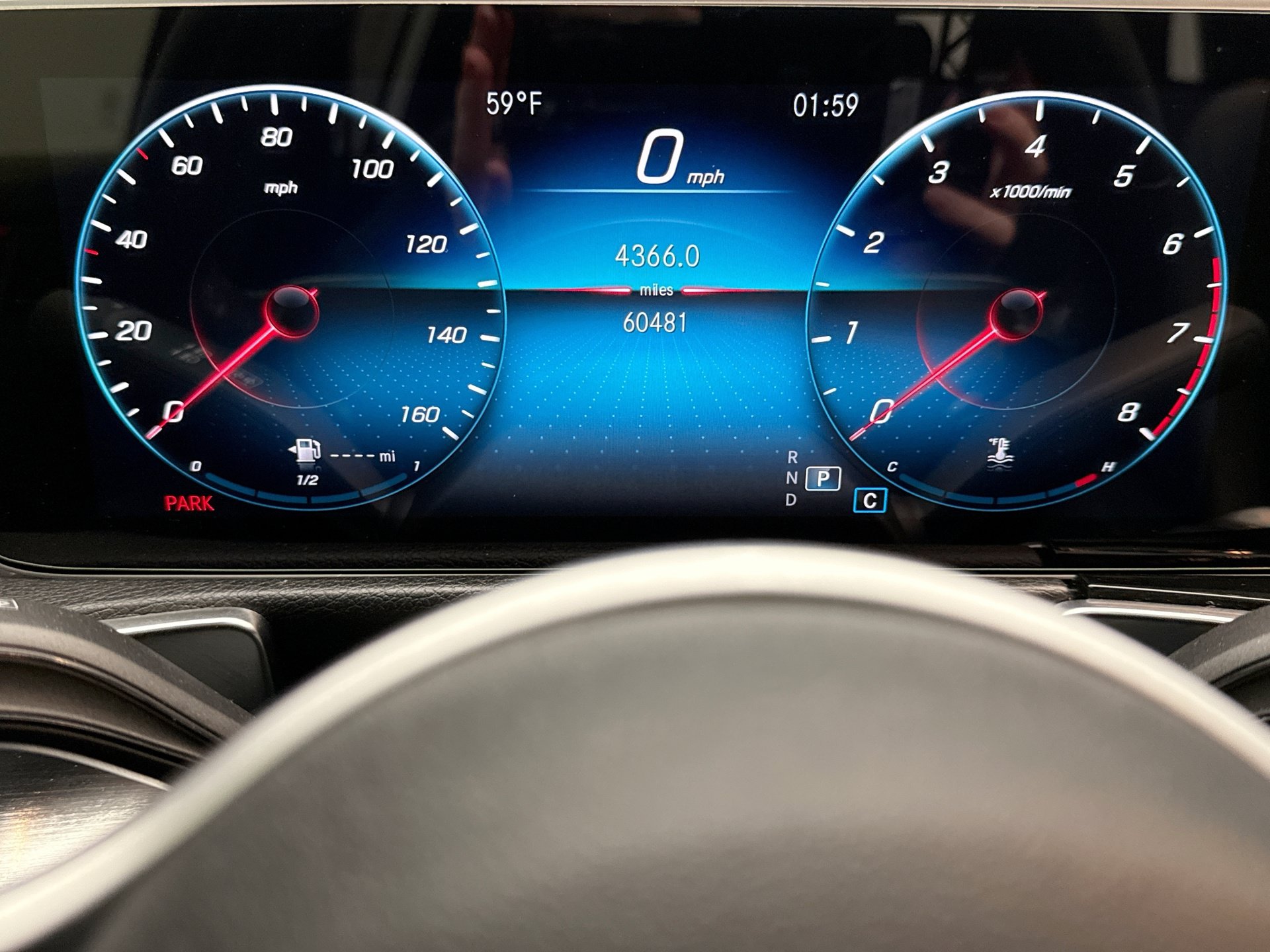 Used 2020 Mercedes-Benz GLB 250 4MATIC image 23