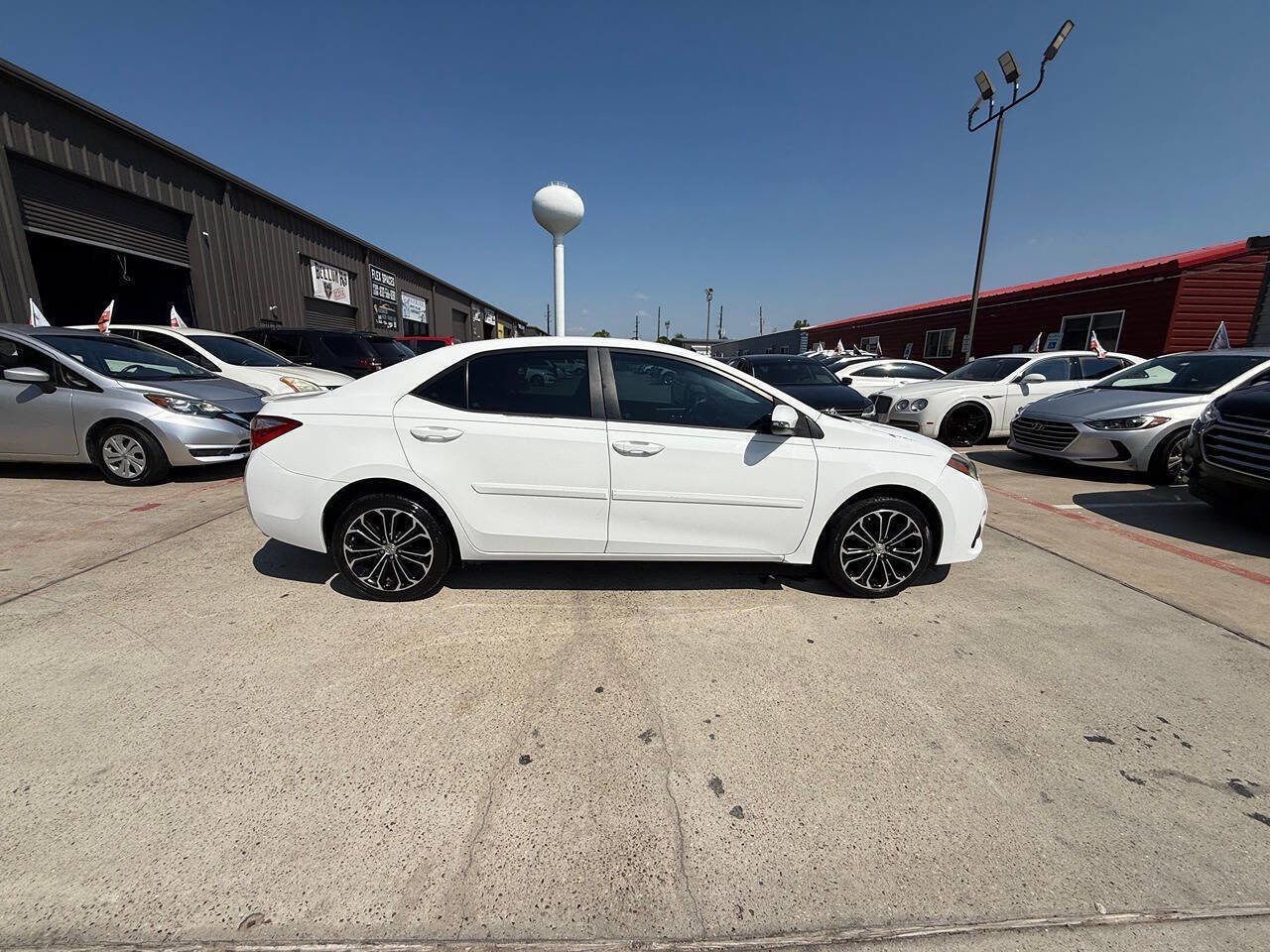Used 2016 Toyota Corolla S image 10