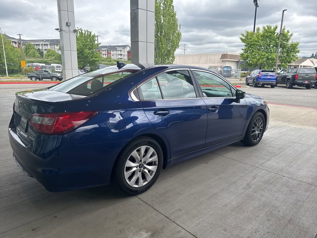 Used 2017 Subaru Legacy 2.5i Premium AWD/4WD image 5