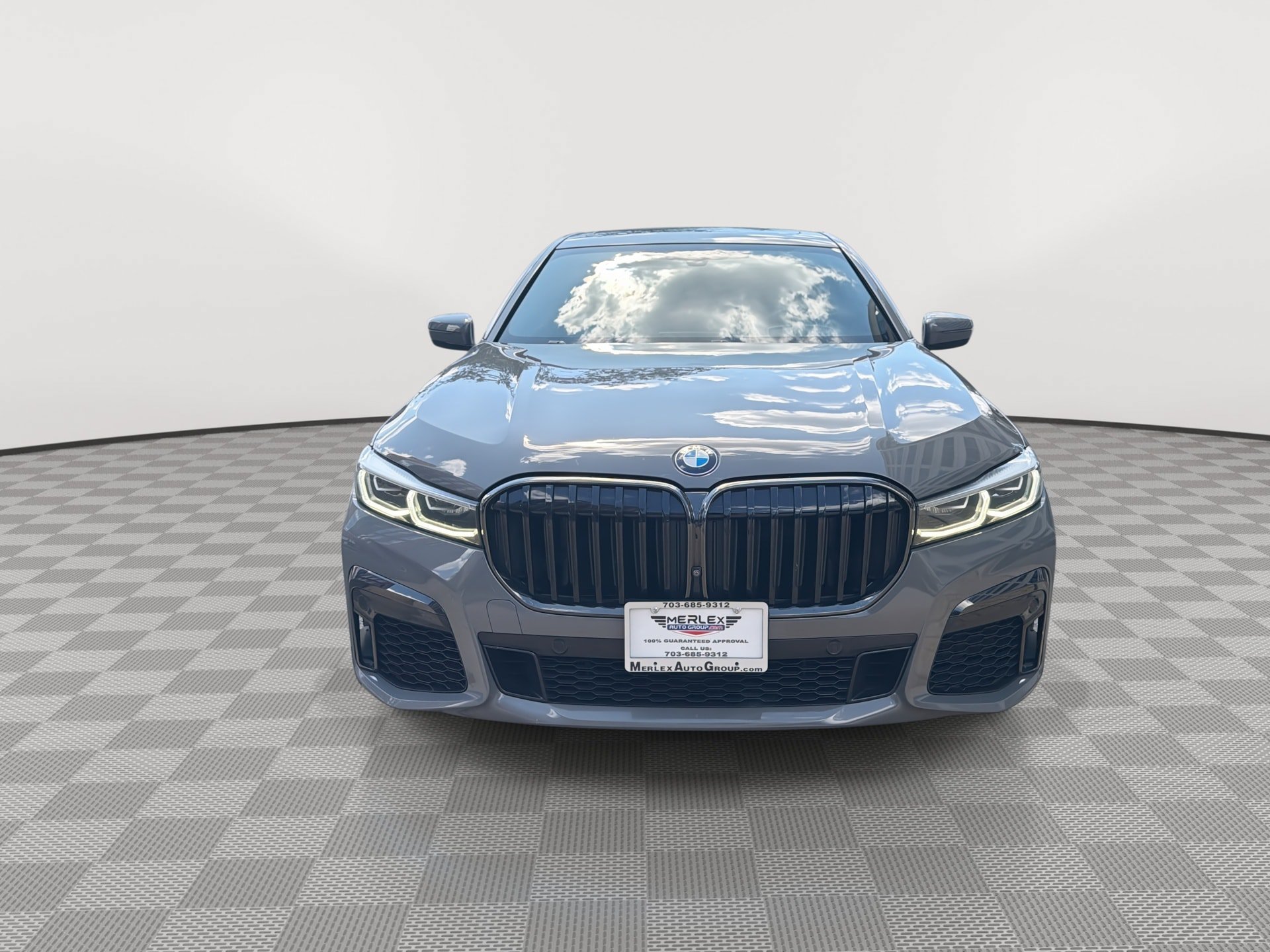Used 2021 BMW 750i xDrive w/ Executive Package AWD/4WD image 44