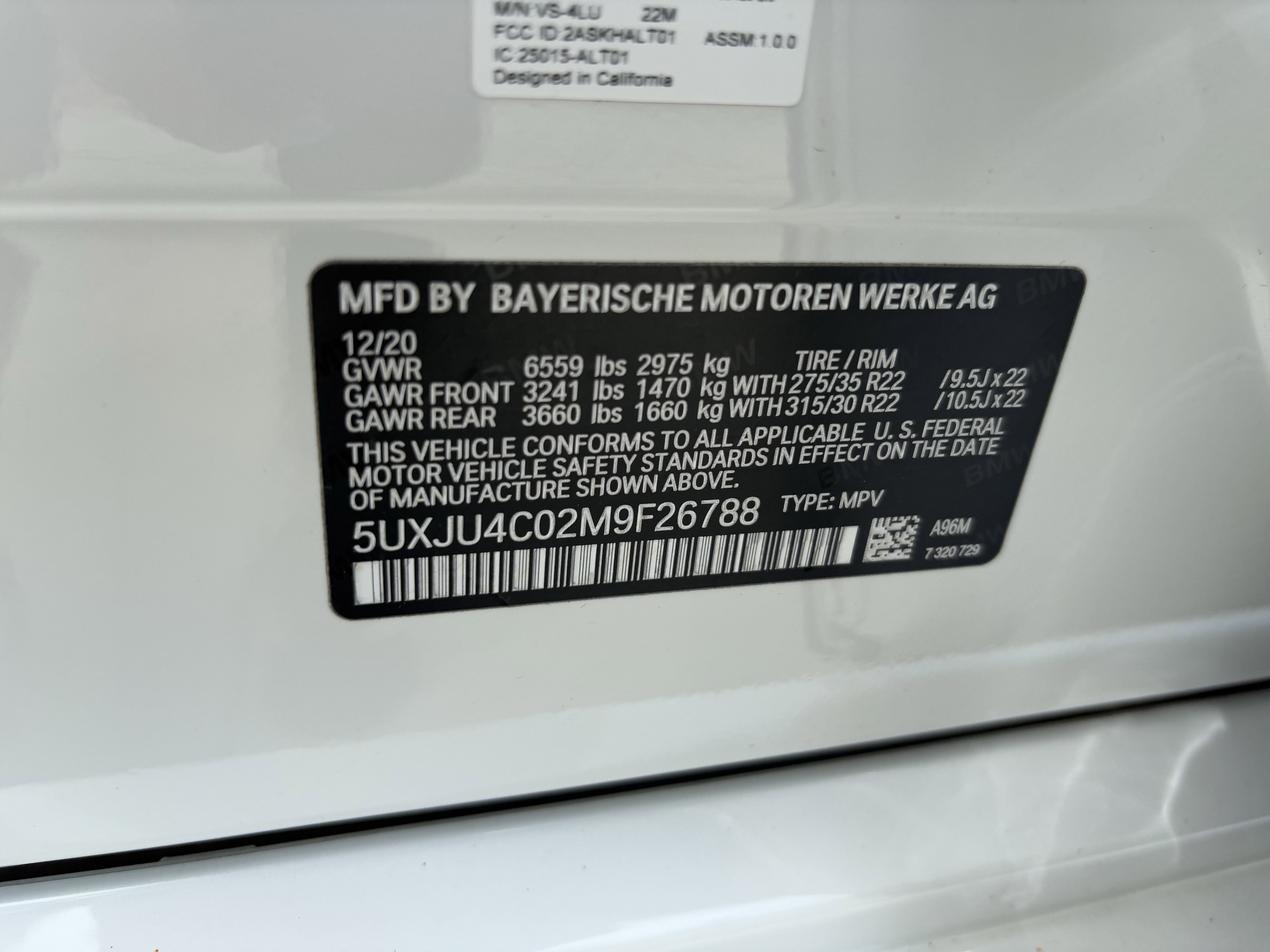 Used 2021 BMW X5 M50i w/ Premium Package image 37