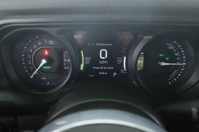 Used 2025 Jeep Wrangler Unlimited Sahara image 19