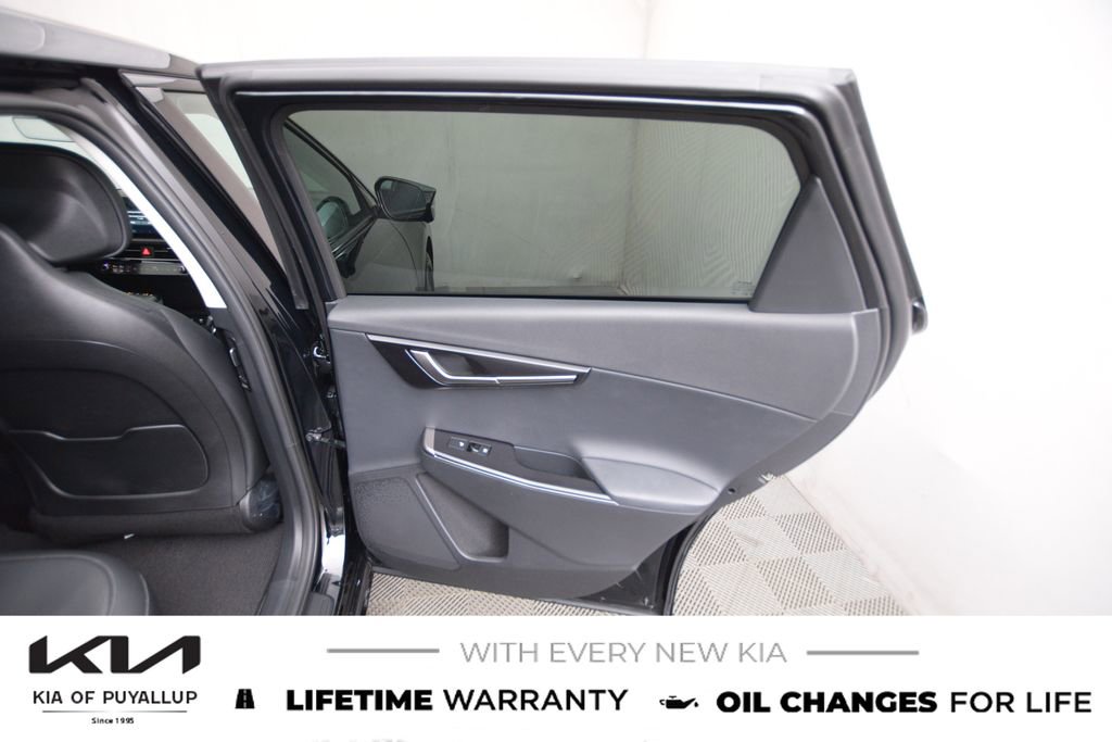 New 2025 Kia EV6 Wind image 13