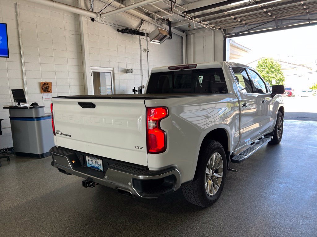 Used 2020 Chevrolet Silverado 1500 LTZ w/ LTZ Plus Package AWD/4WD image 3
