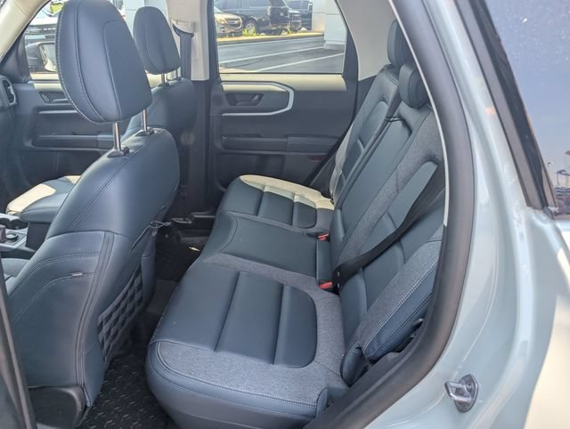 Used 2023 Ford Bronco Sport Outer Banks w/ Tech Package AWD/4WD image 10