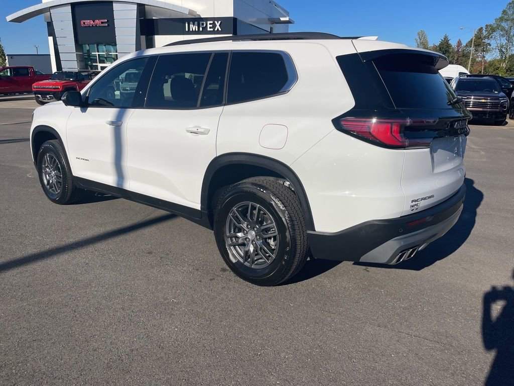 Used 2025 GMC Acadia Elevation FWD image 3