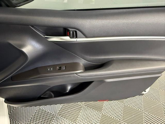 Used 2022 Toyota Camry SE image 47
