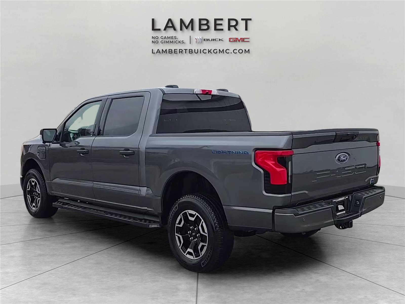 Used 2023 Ford F150 Lightning XLT image 3