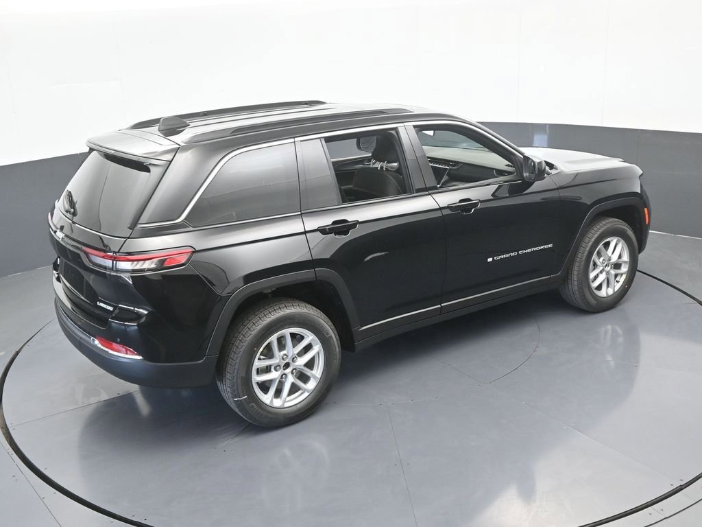 New 2026 Jeep Grand Cherokee Laredo X AWD/4WD image 45