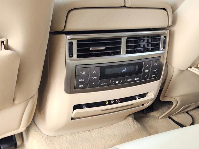 Used 2009 Lexus LX 570 4WD image 40
