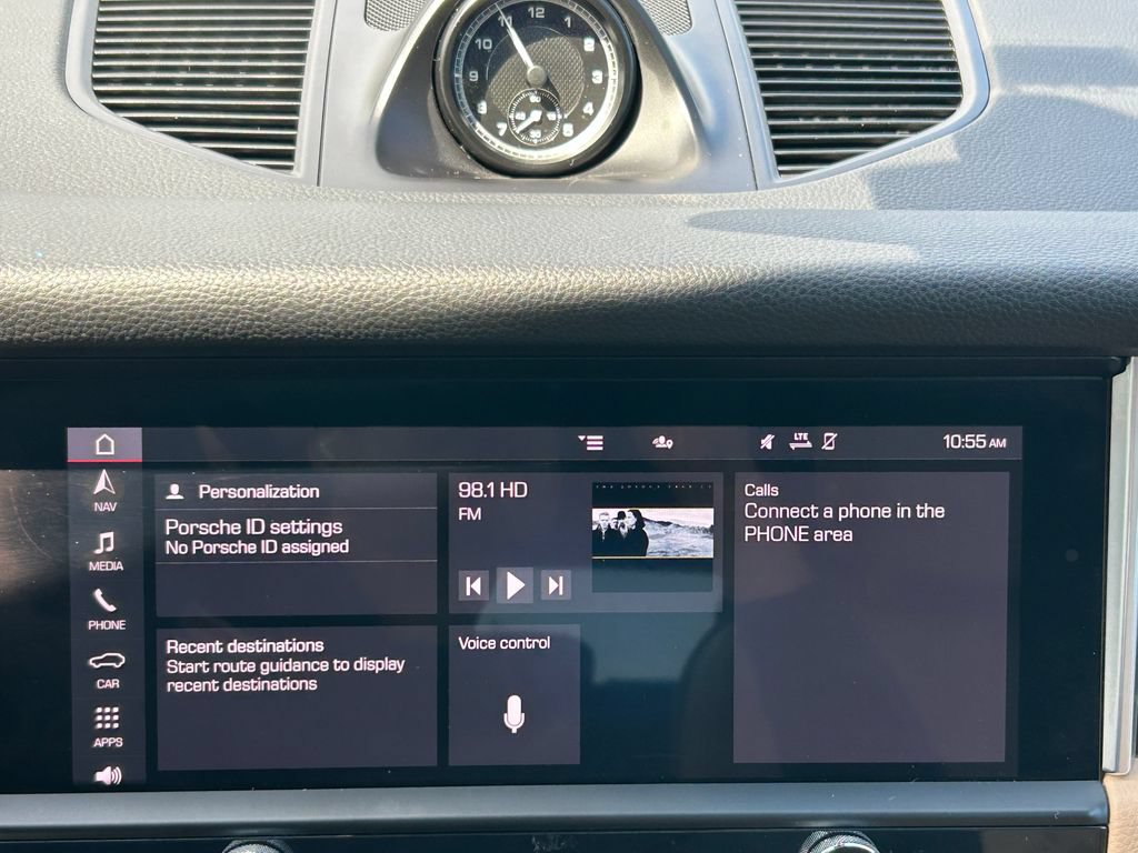 Used 2022 Porsche Macan S AWD/4WD image 22