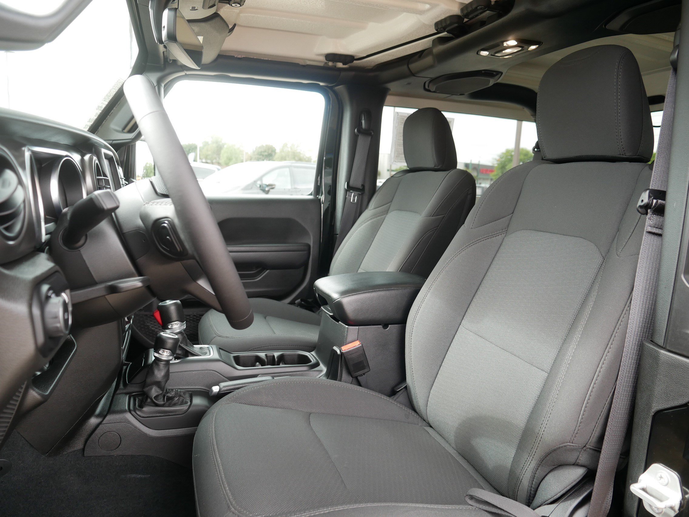 Used 2023 Jeep Wrangler Sport AWD/4WD image 33