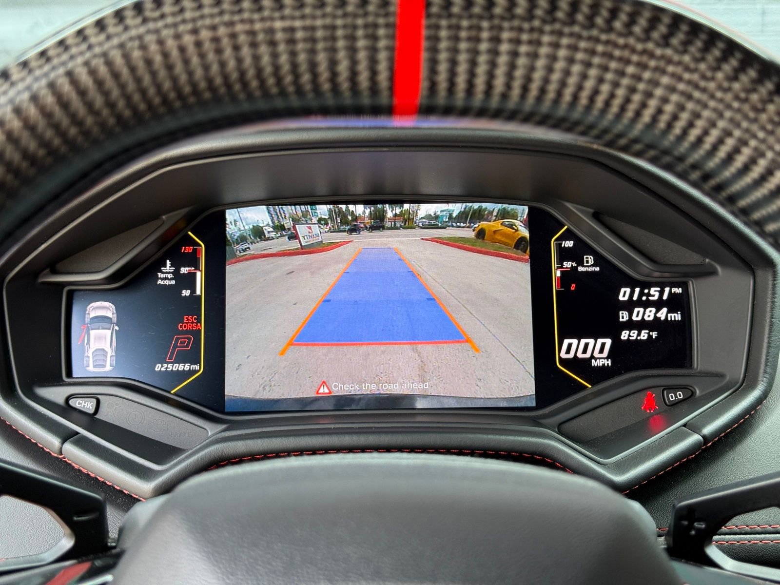 Used 2021 Lamborghini Huracan EVO image 32