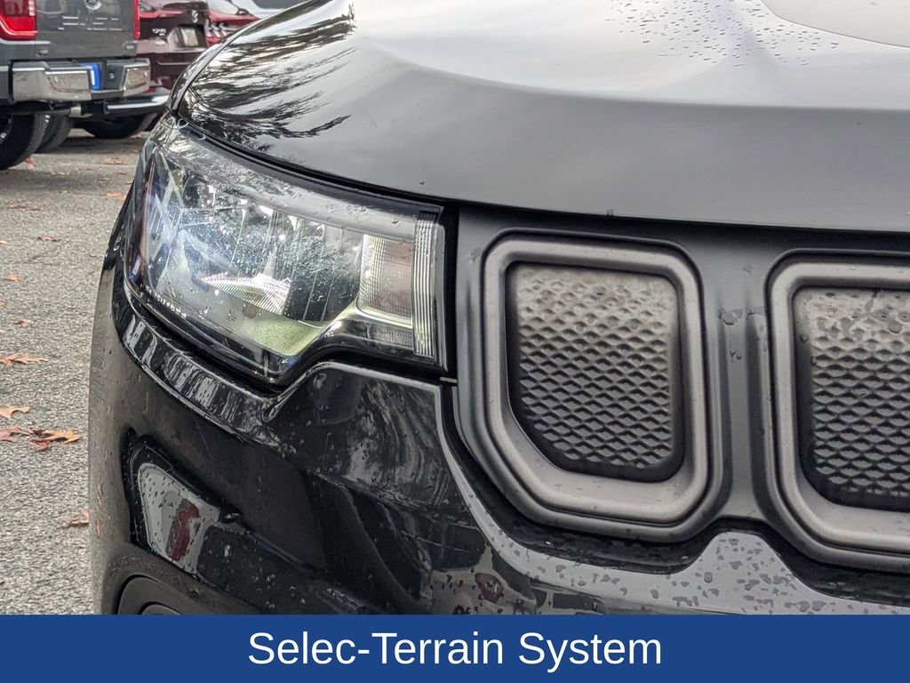 Used 2022 Jeep Compass Trailhawk image 10