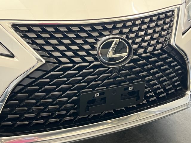 Used 2022 Lexus RX 350L FWD w/ Premium Package image 14