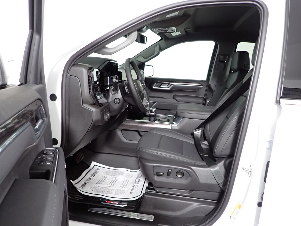 New 2026 Chevrolet Silverado 1500 LTZ w/ LTZ Convenience Package II AWD/4WD image 22