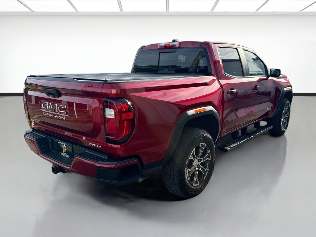 Used 2024 GMC Canyon AT4 AWD/4WD image 5