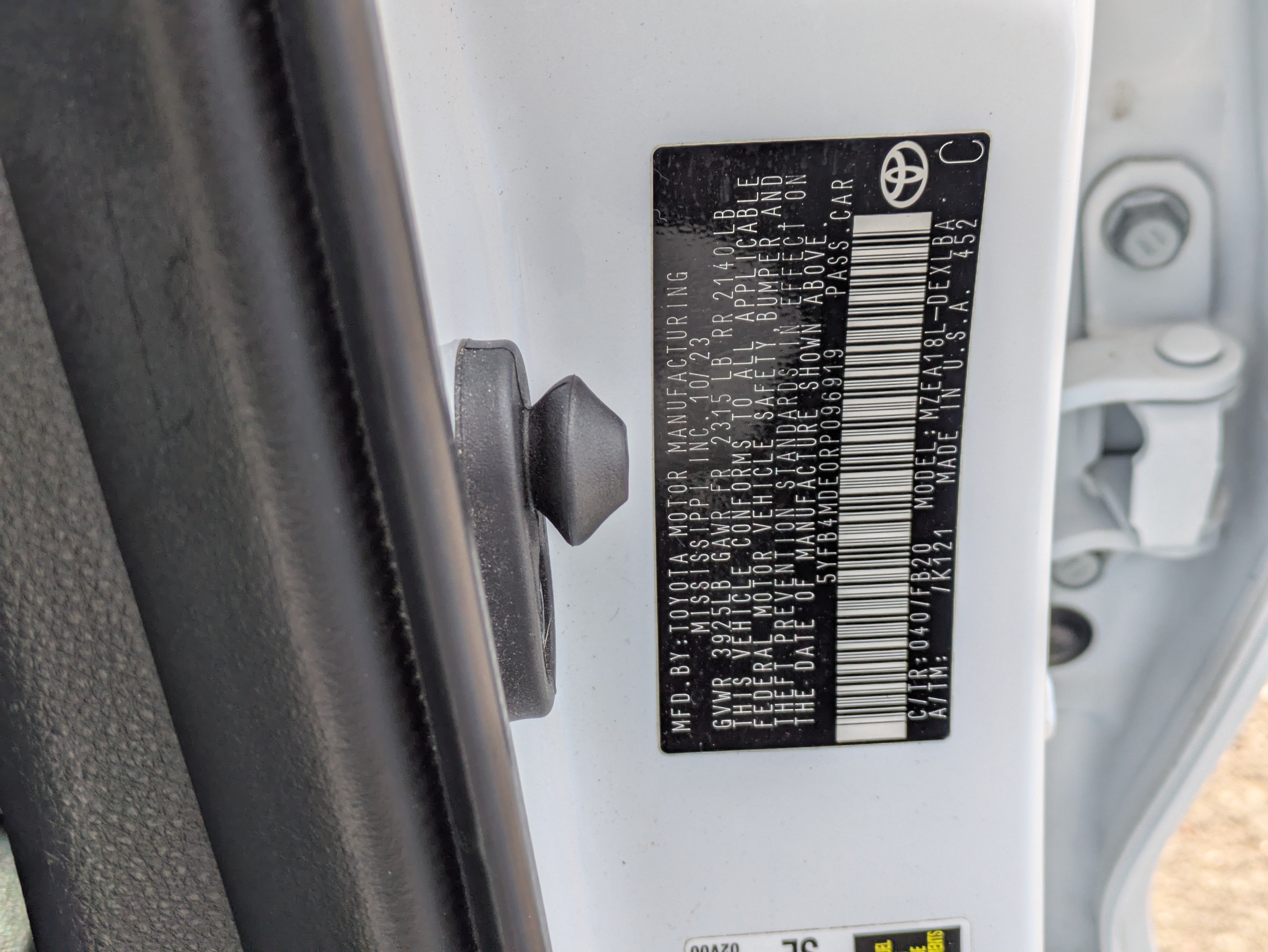 Used 2024 Toyota Corolla LE FWD image 30