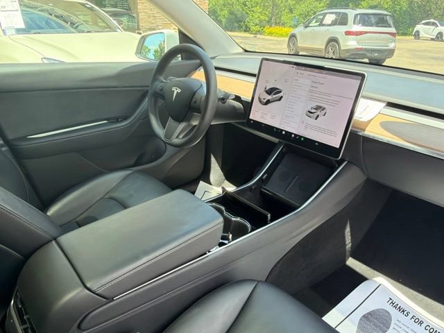Used 2021 Tesla Model Y Long Range AWD/4WD image 24