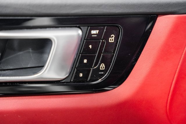 Used 2021 Porsche Cayenne Turbo image 35