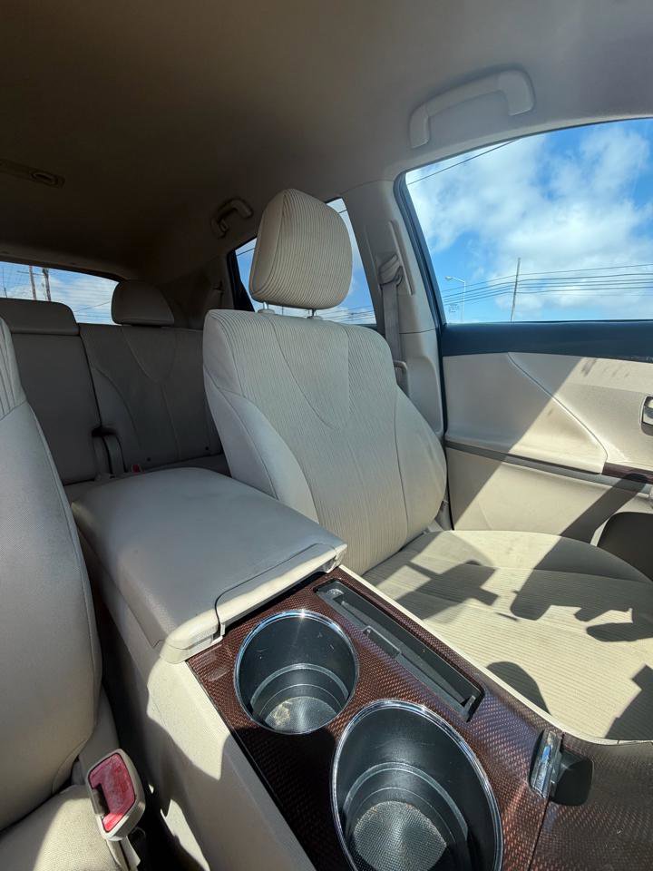 Used 2009 Toyota Venza FWD image 24
