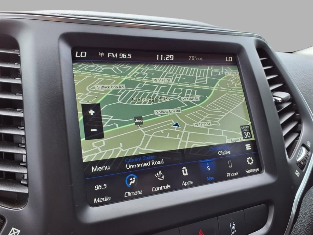 Certified 2023 Jeep Cherokee Altitude Lux image 7